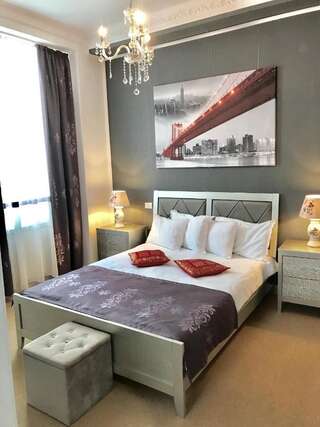 Гостевой дом Vila 18 Hotel Boutique Бухарест Суперлюкс с кроватью размера "king-size"-1