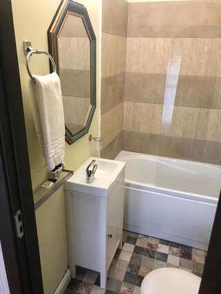 Гостевой дом Vila 18 Hotel Boutique Бухарест Одноместный номер с ванной комнатой-3