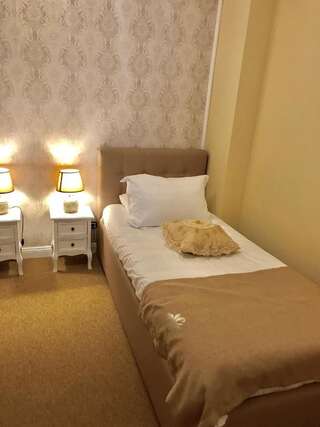 Гостевой дом Vila 18 Hotel Boutique Бухарест Одноместный номер с ванной комнатой-5